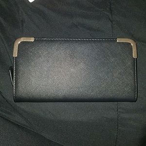 NWOT Aldo black & gold wallet